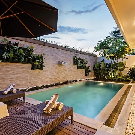 Villa Paddies - Charming 2 Bedroom Canggu With Aircon Living High Speed Wi-Fi