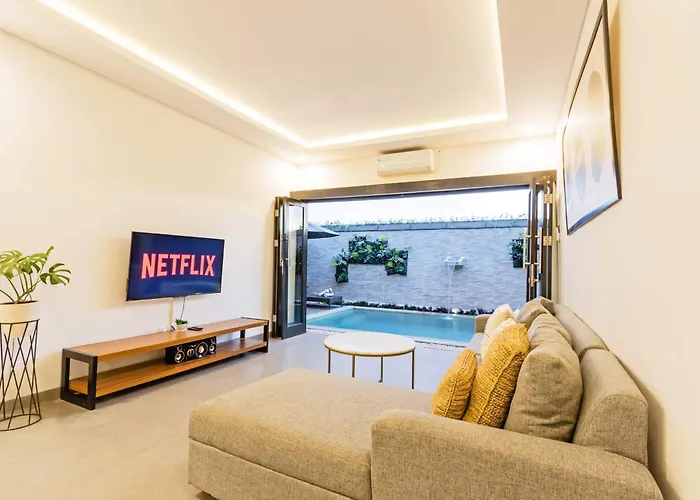 Paddies - Charming 2 Bedroom With Aircon Living High Speed Wi-fi Вилла Чангу